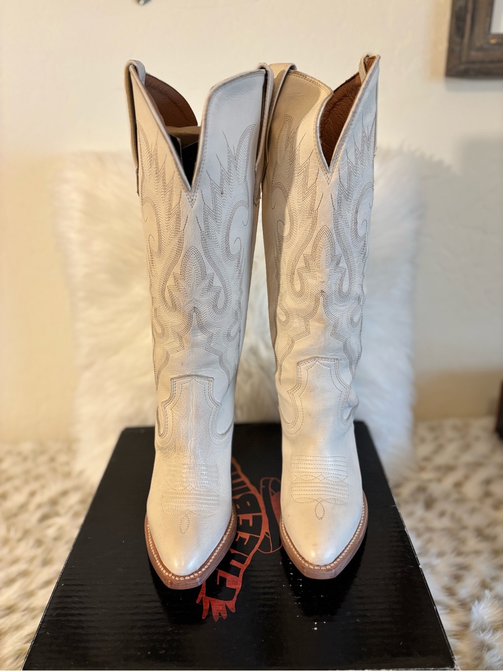 Freebird Jackson Beige 7